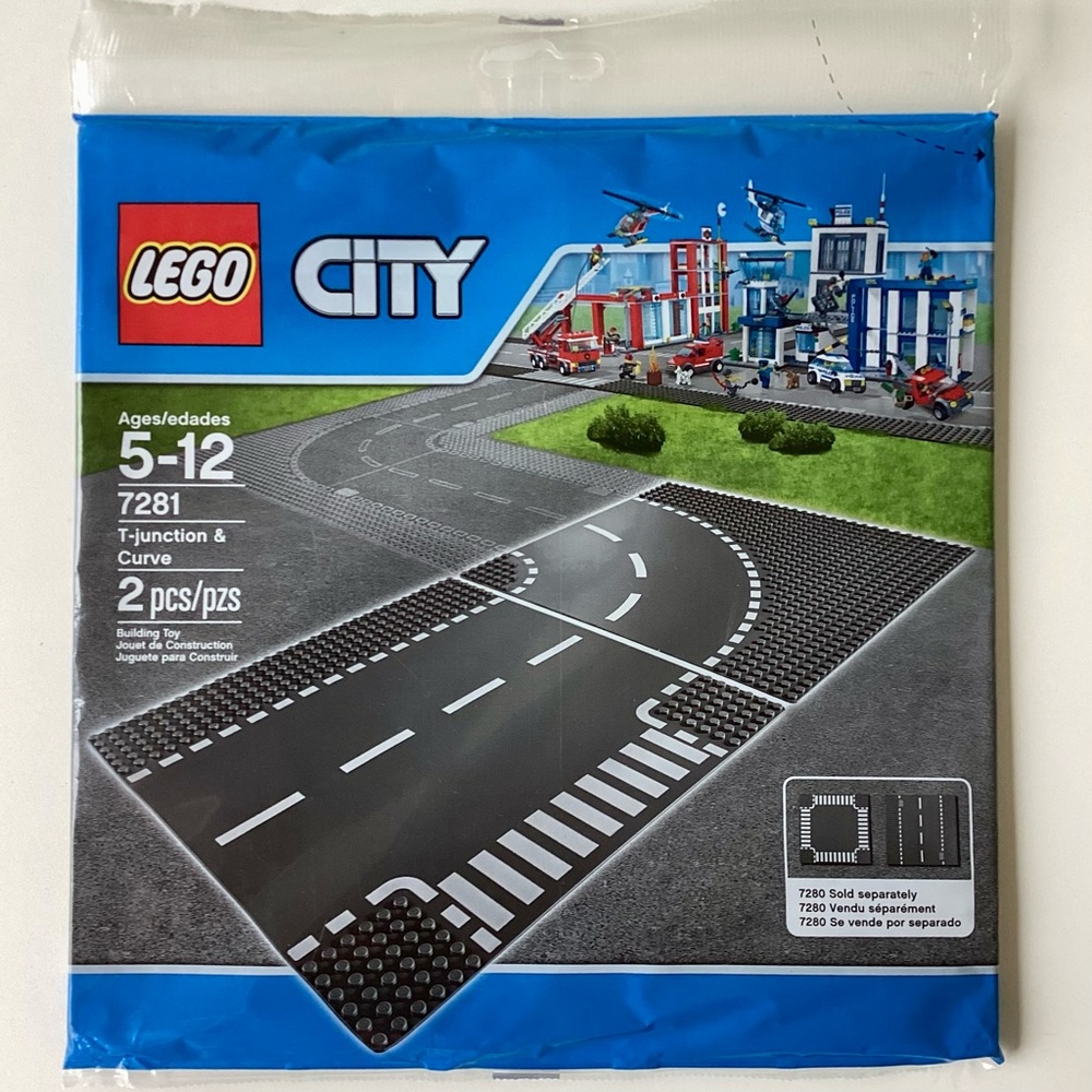LEGO City Road Plates with T-Junction and Curve | NEW!